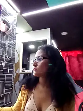 AdelinaMiran90 online show from September 14, 2025, 5:45 pm