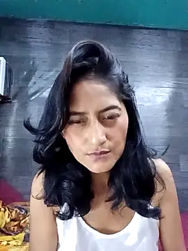 Snapshot of AdelinaMiran90 chatting on May 1, 2026, 8:08 am AdelinaMiran90 online show from May 1, 2026, 8:08 am