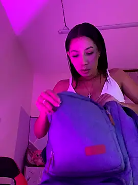 Lina10 online show from November 24, 2025, 2:00 am