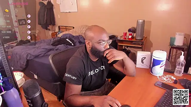 Snapshot of MrChuckDailyXXX chatting on December 11, 2024, 6:09 pm MrChuckDailyXXX online show from December 11, 2024, 6:09 pm