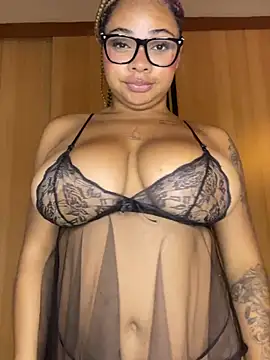 Eloisa cleavage  online show from July 7, 2026, 10:08 am