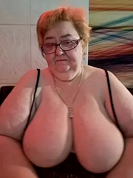 Snapshot of Awn290668 chatting on January 4, 2025, 4:12 am Awn290668 online show from January 4, 2025, 4:12 am