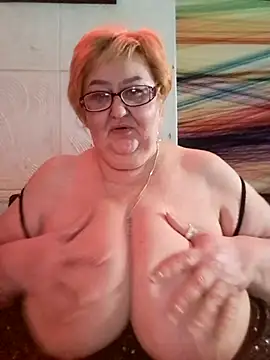 Snapshot of Awn290668 chatting on January 7, 2025, 6:24 pm Awn290668 online show from January 7, 2025, 6:24 pm