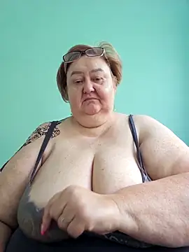 Snapshot of Awn290668 chatting on September 27, 2025, 6:18 am Awn290668 online show from September 27, 2025, 6:18 am