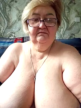 Snapshot of Awn290668 chatting on October 14, 2025, 5:41 am Awn290668 online show from October 14, 2025, 5:41 am