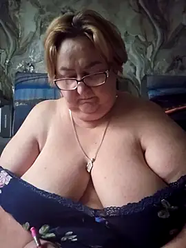 Snapshot of Awn290668 chatting on November 27, 2025, 7:43 am Awn290668 online show from November 27, 2025, 7:43 am