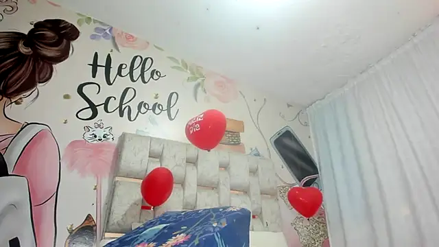 Snapshot of EMMA_SWEETT1 chatting on February 27, 2025, 3:37 pm EMMA SWEETT1 online show from February 27, 2025, 3:37 pm