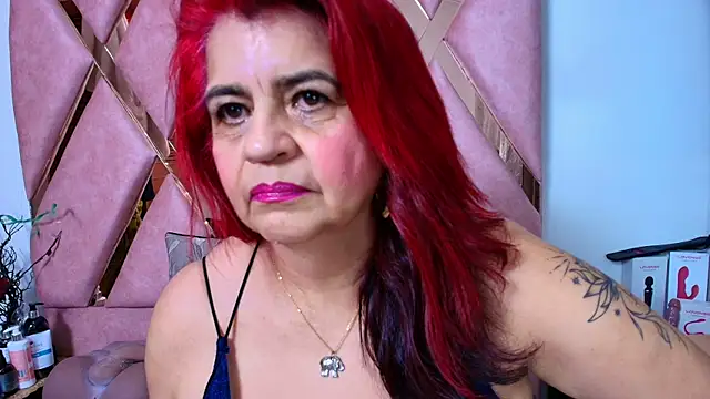 RoxetteMature online show from June 14, 2026, 3:19 am