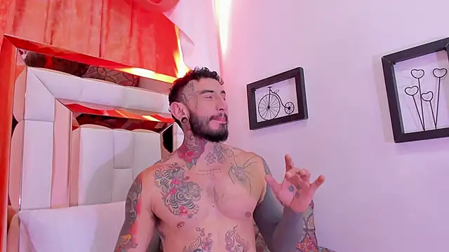 Snapshot of dilan_scootk_ chatting on May 20, 2026, 7:42 pm dilan scootk online show from May 20, 2026, 7:42 pm