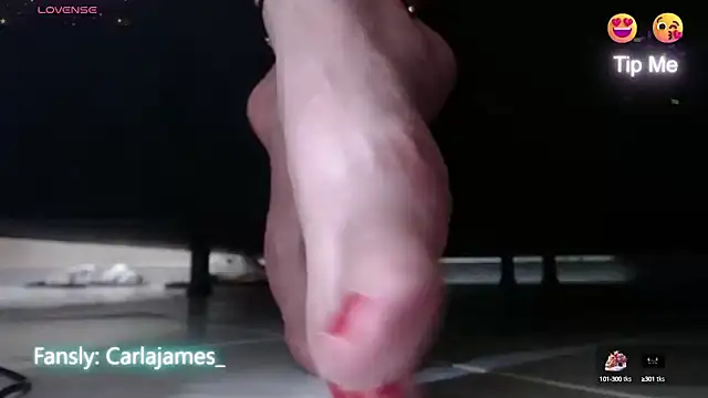 carlajames  online show from January 27, 2025, 9:13 am