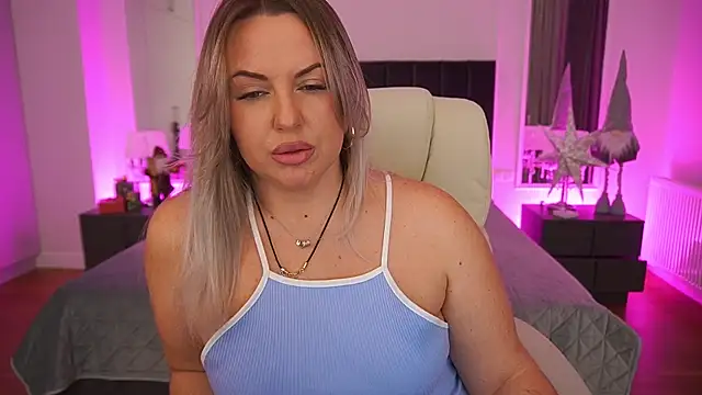 KiraCandyS online show from January 16, 2026, 9:19 pm