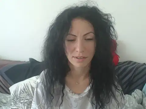 Emmatoo online show from June 14, 2026, 9:11 am