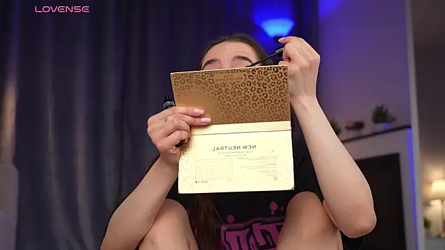 Snapshot of Amely_Young chatting on February 7, 2026, 2:15 am Amely Young online show from February 7, 2026, 2:15 am