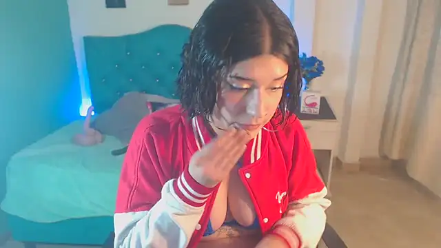 Cinthya-Gomez6 online show from March 15, 2025, 5:04 pm