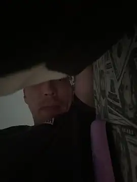 Floristtt online show from October 19, 2025, 1:23 pm