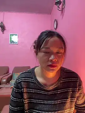 Snapshot of Hellen_111 chatting on December 23, 2024, 2:50 pm Hellen 111 online show from December 23, 2024, 2:50 pm