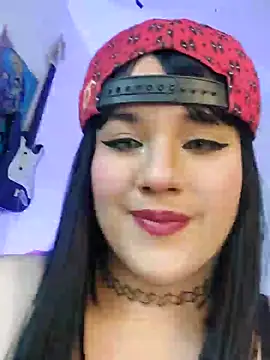 ItsNaiixa online show from December 22, 2024, 5:21 pm