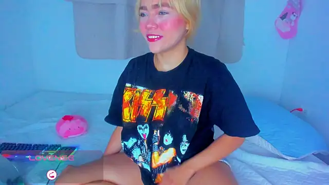 Snapshot of Sweet_MaryJane2 chatting on December 13, 2024, 7:58 am Sweet MaryJane2 online show from December 13, 2024, 7:58 am