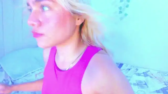 Snapshot of Sweet_MaryJane2 chatting on March 5, 2025, 10:54 pm Sweet MaryJane2 online show from March 5, 2025, 10:54 pm