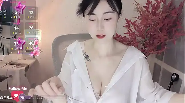 Snapshot of Lisa-s chatting on March 5, 2025, 12:55 pm Lisa-s online show from March 5, 2025, 12:55 pm