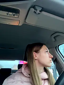 KateRedgar online show from November 13, 2025, 6:56 am