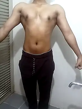 hottboy 39 online show from December 2, 2024, 3:26 am