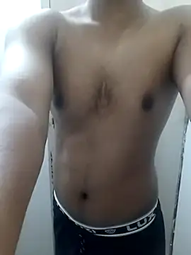 hottboy 39 online show from December 9, 2024, 4:23 am