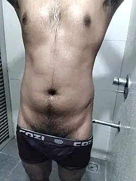 Snapshot of hottboy_39 chatting on May 27, 2026, 7:55 pm hottboy 39 online show from May 27, 2026, 7:55 pm
