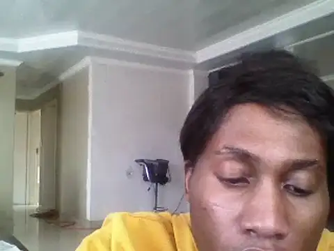 Snapshot of Moorella1 chatting on March 18, 2025, 12:25 pm Moorella1 online show from March 18, 2025, 12:25 pm