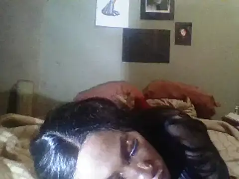 Snapshot of Moorella1 chatting on March 23, 2025, 12:15 am Moorella1 online show from March 23, 2025, 12:15 am