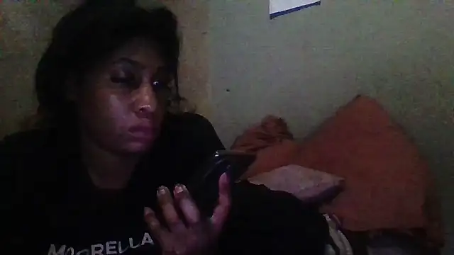 Snapshot of Moorella1 chatting on September 8, 2025, 3:44 pm Moorella1 online show from September 8, 2025, 3:44 pm