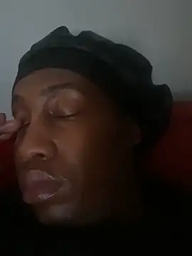 Snapshot of Moorella1 chatting on November 5, 2025, 5:29 am Moorella1 online show from November 5, 2025, 5:29 am