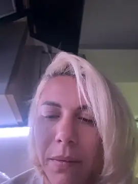 Snapshot of tanyagrey chatting on June 11, 2026, 6:00 am tanyagrey online show from June 11, 2026, 6:00 am