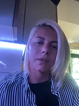 Snapshot of tanyagrey chatting on June 18, 2026, 12:20 pm tanyagrey online show from June 18, 2026, 12:20 pm