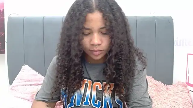 Snapshot of KittyBrookex chatting on March 17, 2025, 1:29 pm KittyBrookex online show from March 17, 2025, 1:29 pm