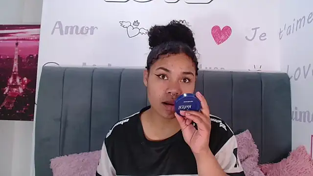 Snapshot of KittyBrookex chatting on October 15, 2025, 3:12 pm KittyBrookex online show from October 15, 2025, 3:12 pm