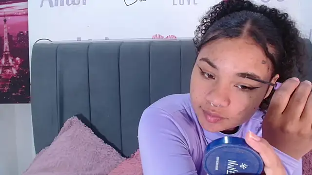 Snapshot of KittyBrookex chatting on November 2, 2025, 3:47 pm KittyBrookex online show from November 2, 2025, 3:47 pm