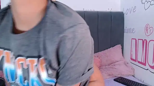 Snapshot of KittyBrookex chatting on November 12, 2025, 2:06 pm KittyBrookex online show from November 12, 2025, 2:06 pm