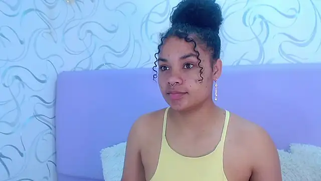 Snapshot of KittyBrookex chatting on November 20, 2025, 2:39 pm KittyBrookex online show from November 20, 2025, 2:39 pm