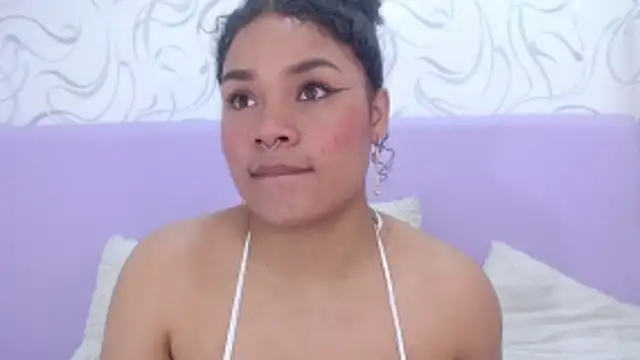 Snapshot of KittyBrookex chatting on November 28, 2025, 2:42 pm KittyBrookex online show from November 28, 2025, 2:42 pm