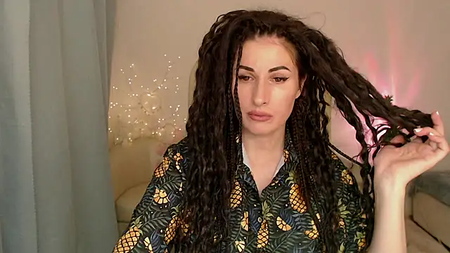 MaryMalory11 online show from February 25, 2025, 4:31 pm