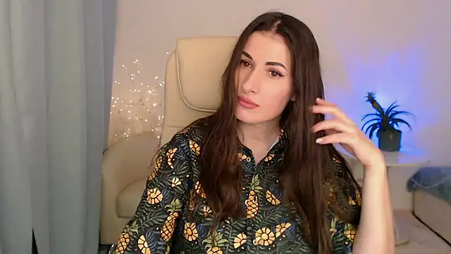 MaryMalory11 online show from February 28, 2025, 2:31 pm