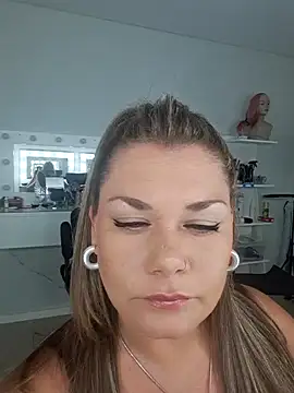 agatadominatrix1 online show from December 28, 2024, 2:22 am