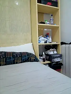 lamorbosa37 online show from February 14, 2025, 2:23 pm