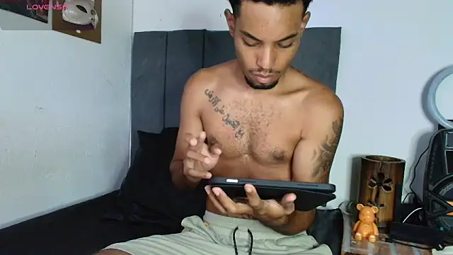 colinbrown online show from October 4, 2025, 11:41 am