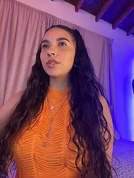 Snapshot of ThaliaRivera_ chatting on June 7, 2026, 5:44 am ThaliaRivera online show from June 7, 2026, 5:44 am