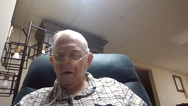 bootlegmanz online show from November 5, 2025, 4:40 pm