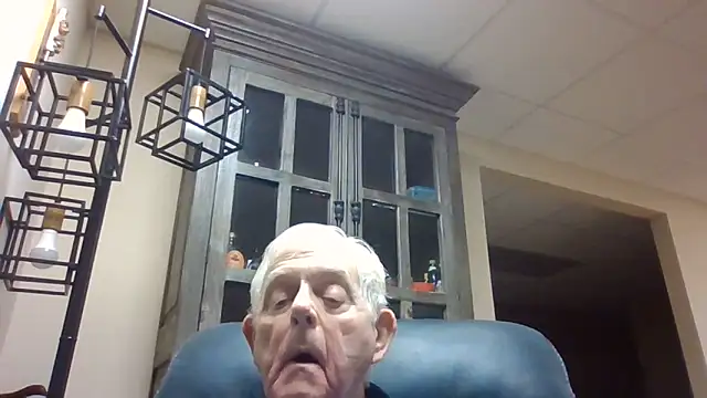 Snapshot of bootlegmanz chatting on June 8, 2026, 5:08 am bootlegmanz online show from June 8, 2026, 5:08 am
