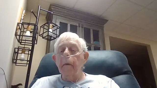 Snapshot of bootlegmanz chatting on July 5, 2026, 9:00 pm bootlegmanz online show from July 5, 2026, 9:00 pm