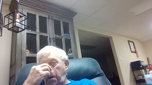 Snapshot of bootlegmanz chatting on July 9, 2026, 8:02 pm bootlegmanz online show from July 9, 2026, 8:02 pm